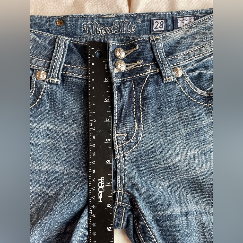 Miss Me Capri Jeans sz 28 Butterflies Rhinestones Embellished Flap Pockets - Picture 11 of 13